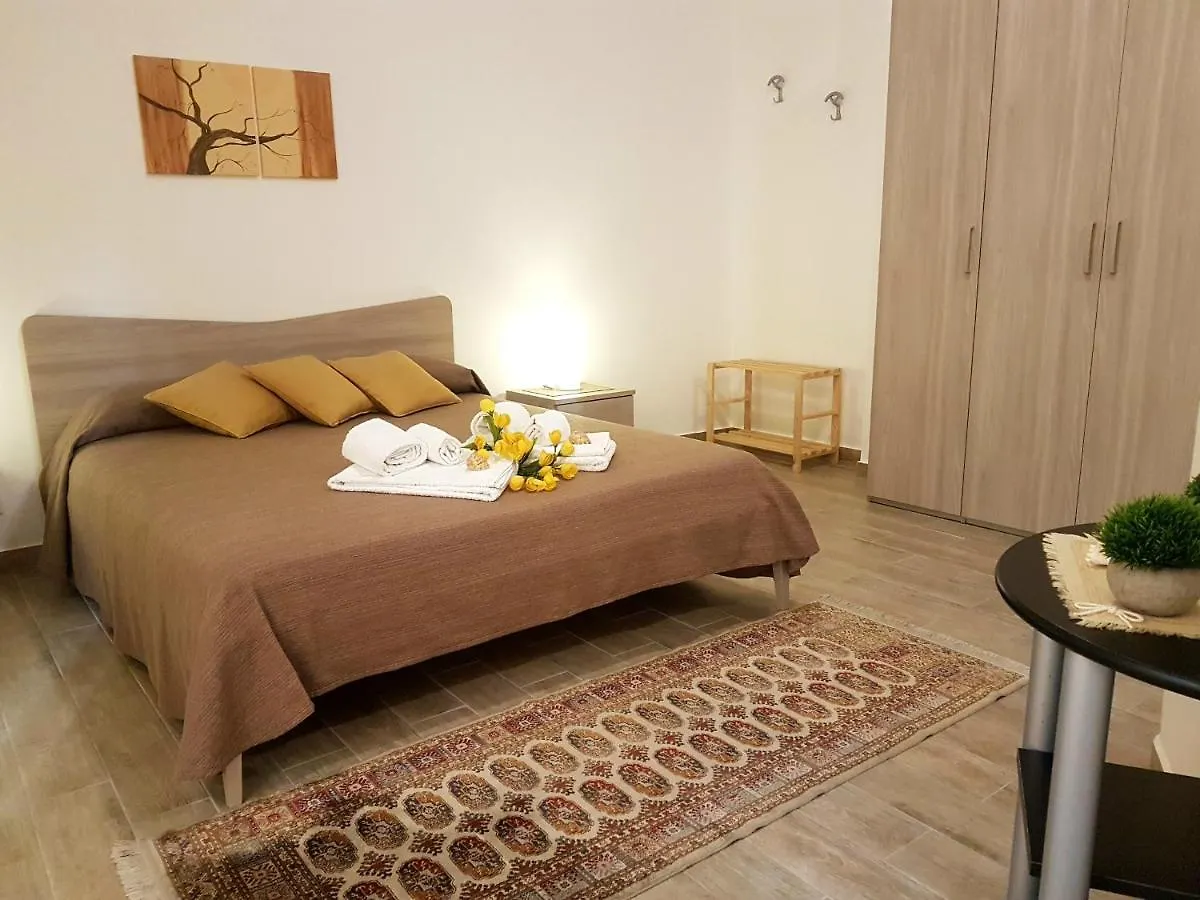 Casa Trio Apartments 카스텔라마레델골포